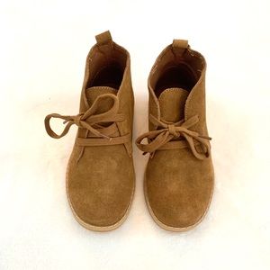 Gap boys suede boots. Size 12